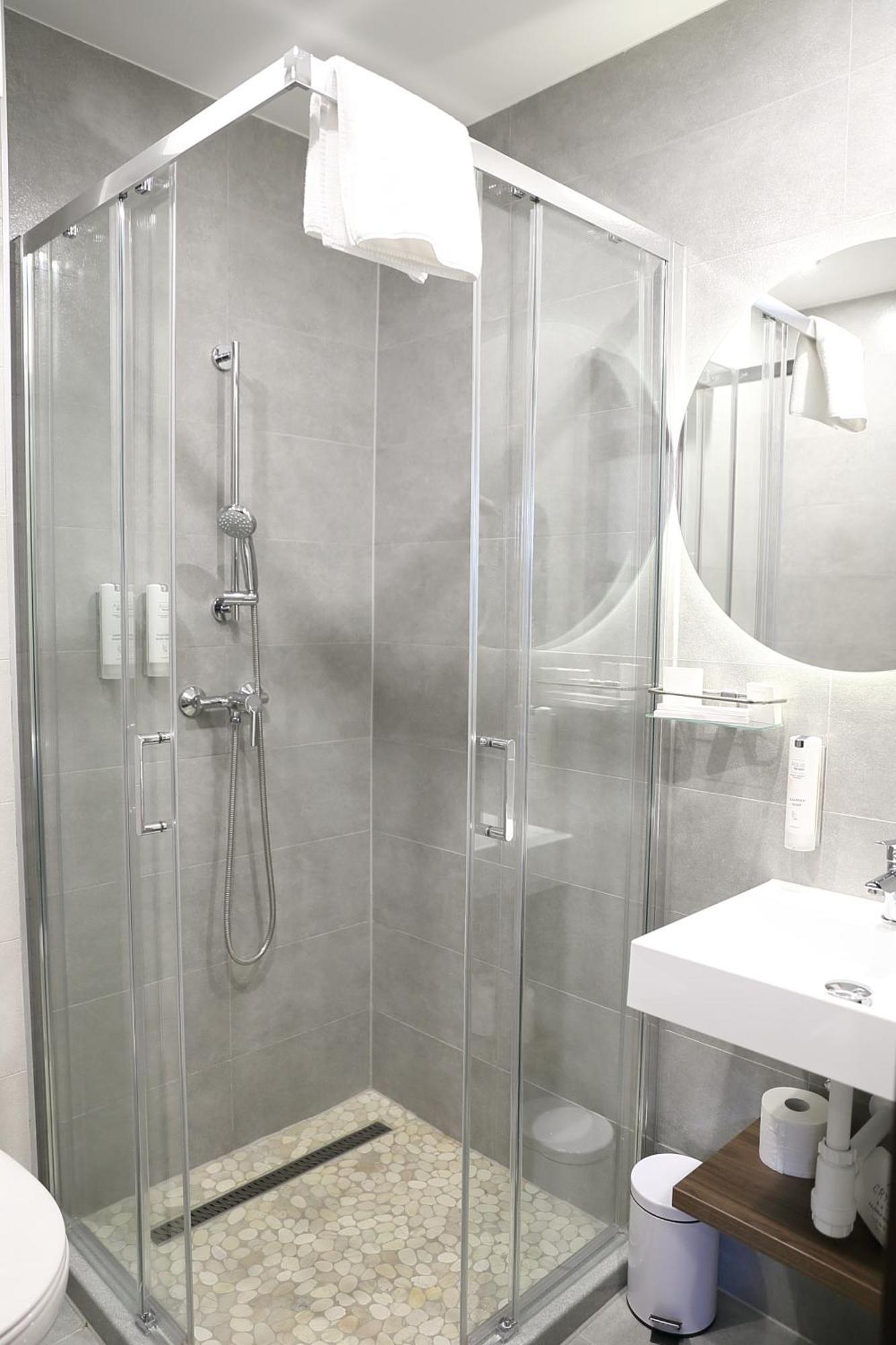 Crystal Hotel 4*